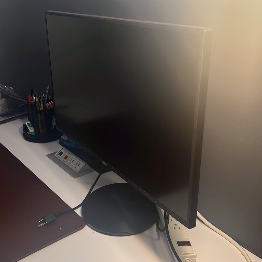 Asus Monitor - Picture 2 of 2